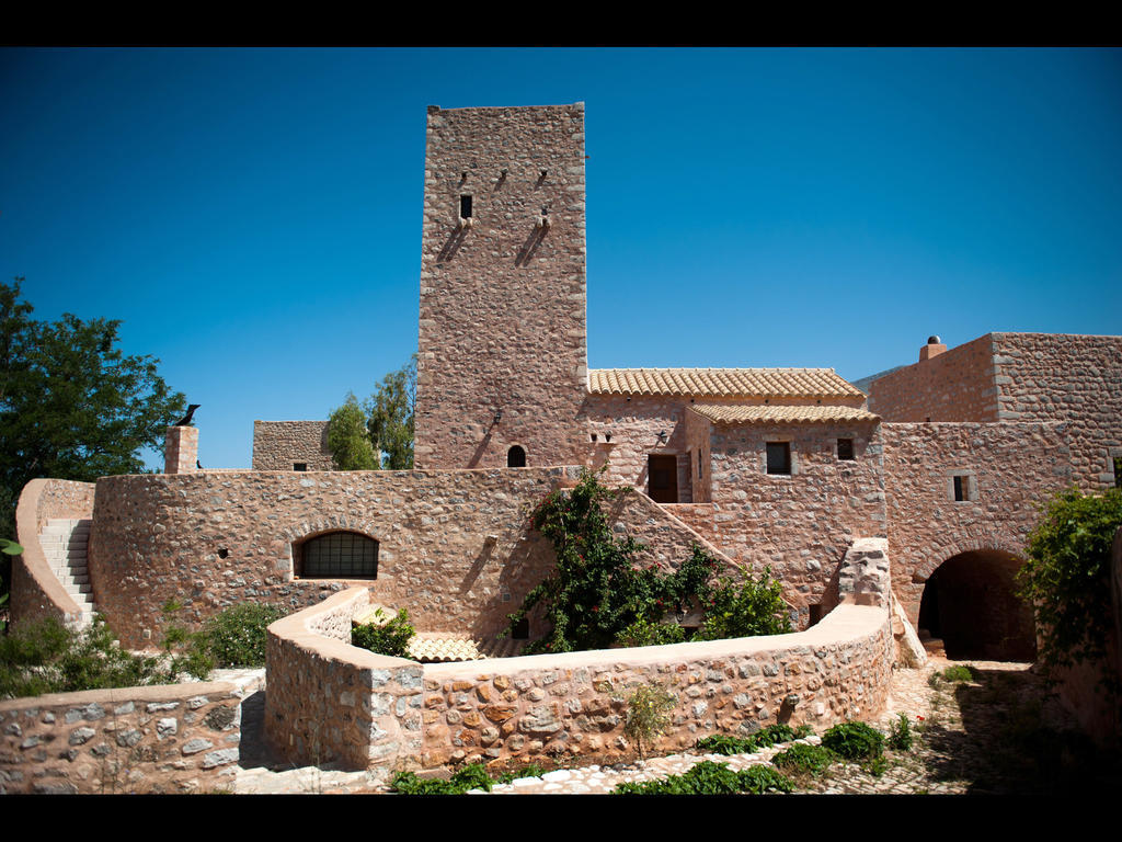 Aparthotel Arapakis Historic Castle Pírgos Dhiroú Esterno foto